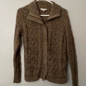 St. John’s Bay Petite women’s knit sweater. Zip front. Nice cond. PM. Brown